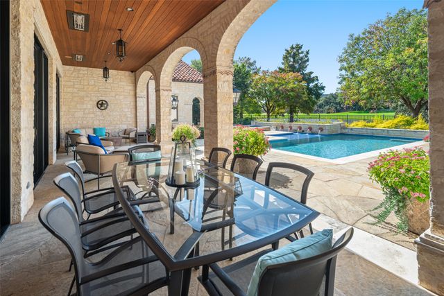 31 Abbey Woods Lane, Dallas, TX 75248