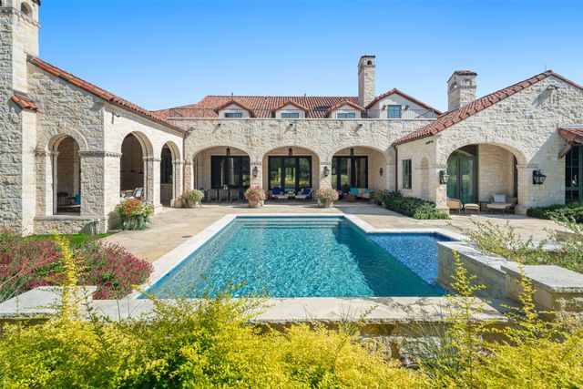 31 Abbey Woods Lane, Dallas, TX 75248