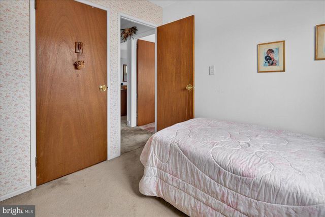 74 MARK TWAIN DR, Hamilton, NJ 08690