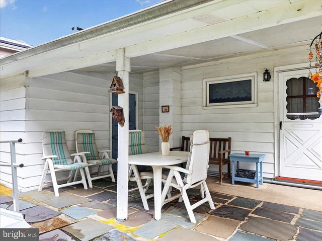74 MARK TWAIN DR, Hamilton, NJ 08690