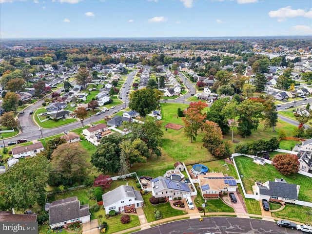 74 MARK TWAIN DR, Hamilton, NJ 08690
