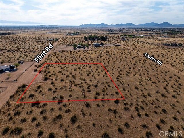 1234 Flint Road, Apple Valley, CA 92307
