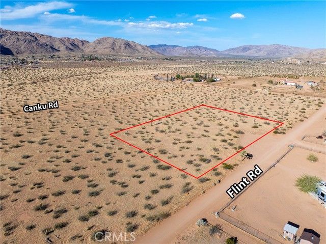 1234 Flint Road, Apple Valley, CA 92307