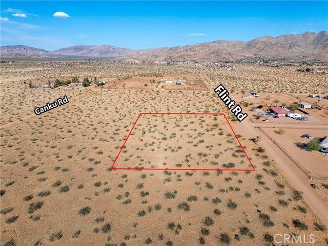 1234 Flint Road, Apple Valley, CA 92307