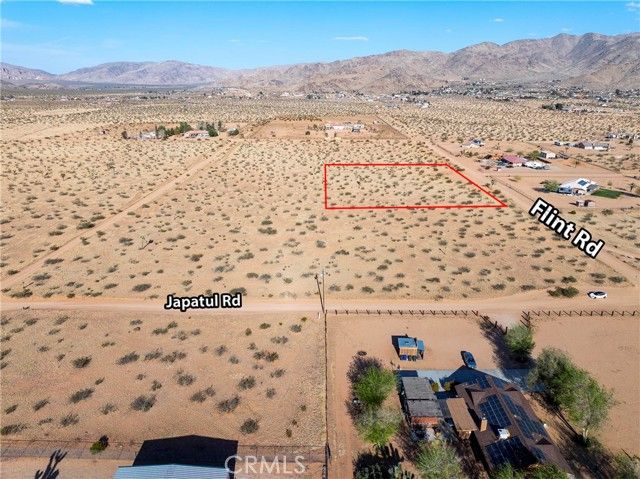 1234 Flint Road, Apple Valley, CA 92307