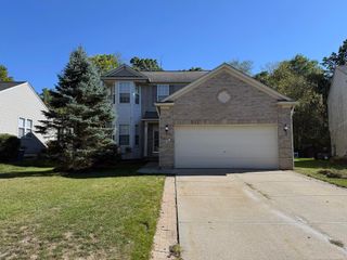810 Canyon Creek Drive, Holly, MI 48442