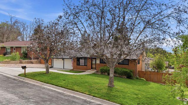 2470 PEACH ST, Perry, UT 84302