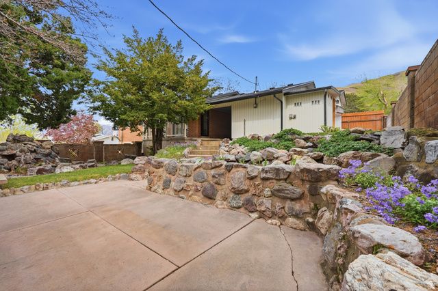 2470 PEACH ST, Perry, UT 84302
