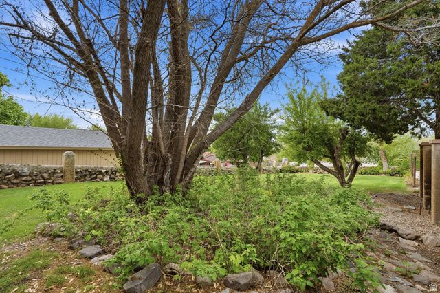 2470 PEACH ST, Perry, UT 84302