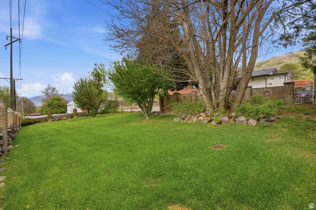 2470 PEACH ST, Perry, UT 84302