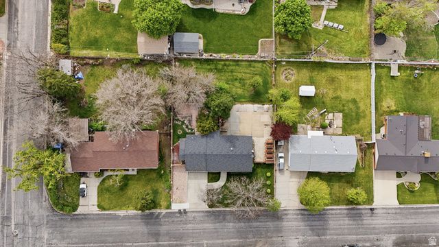 2470 PEACH ST, Perry, UT 84302