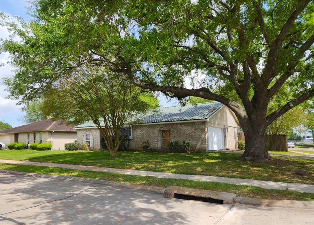 3315 Ashwyne Court, La Porte, TX 77571