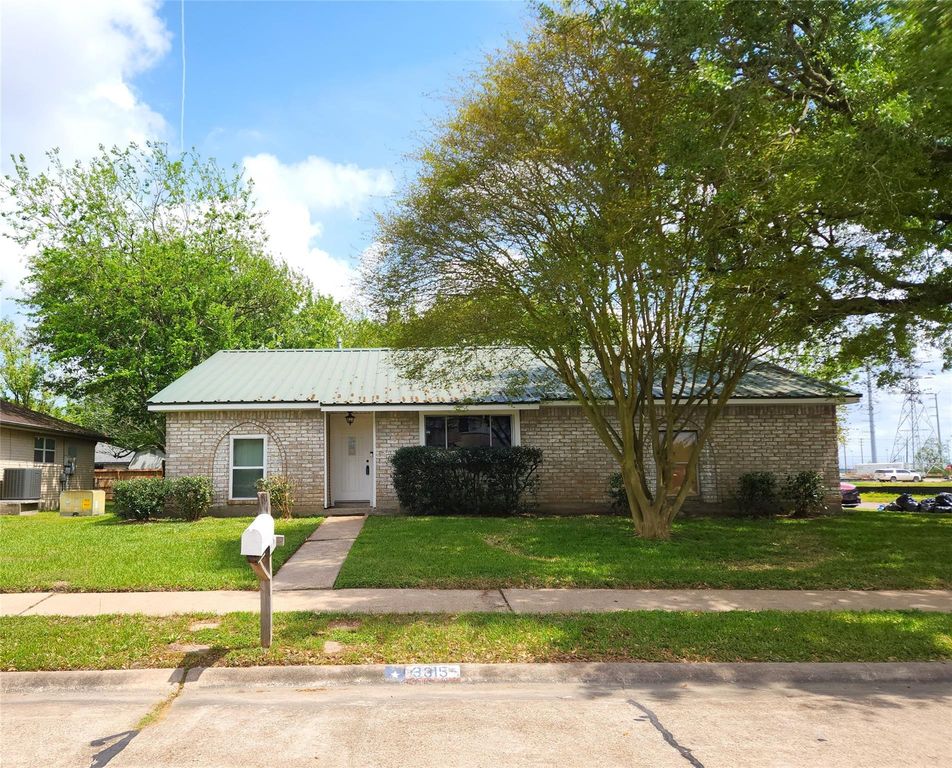 3315 Ashwyne Court, La Porte, TX 77571