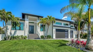 413 ISLAND CIRCLE, Sarasota, FL 34242