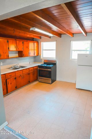 3081 BESSENT Road, Jacksonville, FL 32218