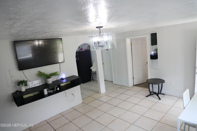 3081 BESSENT Road, Jacksonville, FL 32218