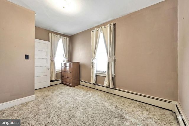 519 GREENWOOD AVE, Pottsville, PA 17901