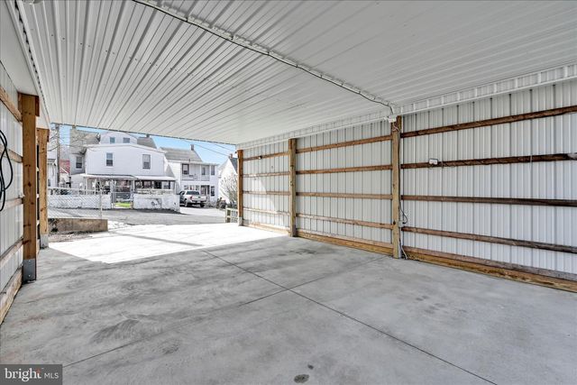 519 GREENWOOD AVE, Pottsville, PA 17901