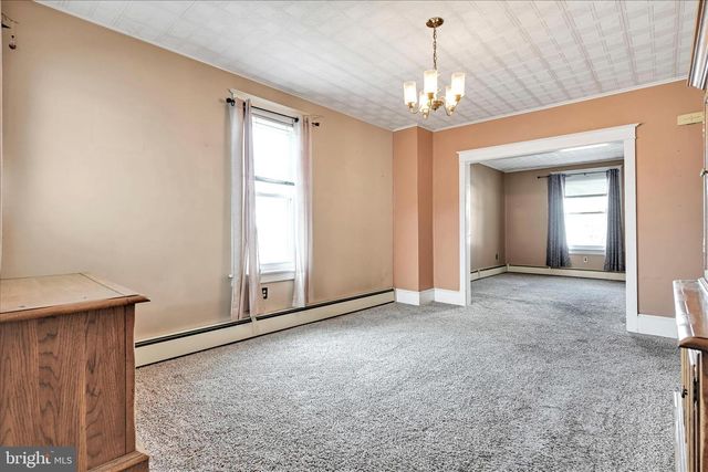 519 GREENWOOD AVE, Pottsville, PA 17901