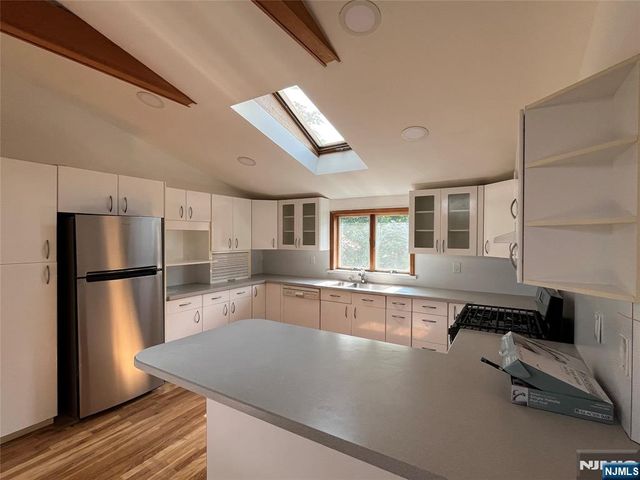 131 Jefferson Avenue 2, Cresskill, NJ 07626