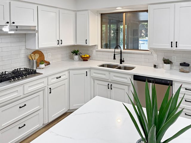 3236 Pearl Street, Bedford, TX 76021