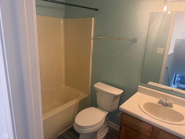 6419 River Run Drive, Indianapolis, IN 46221