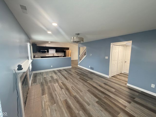 6419 River Run Drive, Indianapolis, IN 46221