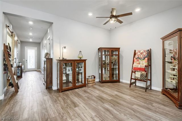724 Dowland Street, Henderson, NV 89011