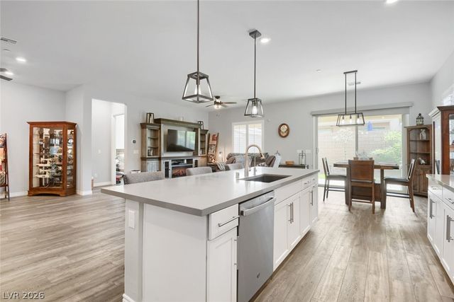 724 Dowland Street, Henderson, NV 89011