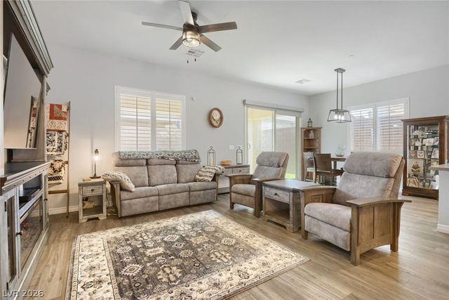 724 Dowland Street, Henderson, NV 89011