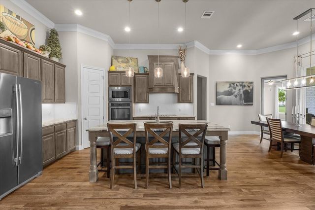 124 Stanford Lane, Springtown, TX 76082