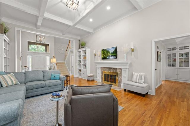 5408 W 97TH Circle, Overland Park, KS 66207