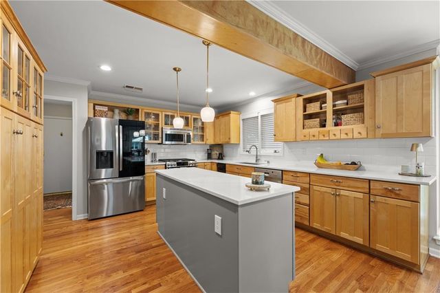 5408 W 97TH Circle, Overland Park, KS 66207