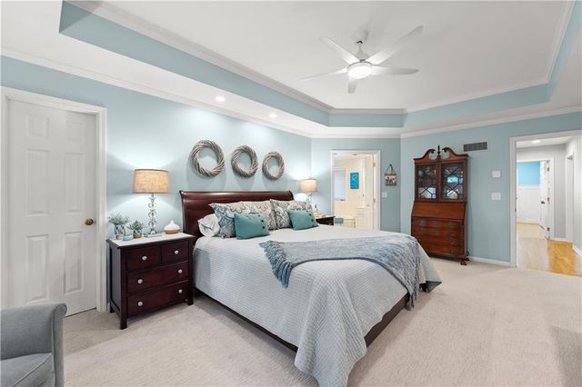 5408 W 97TH Circle, Overland Park, KS 66207