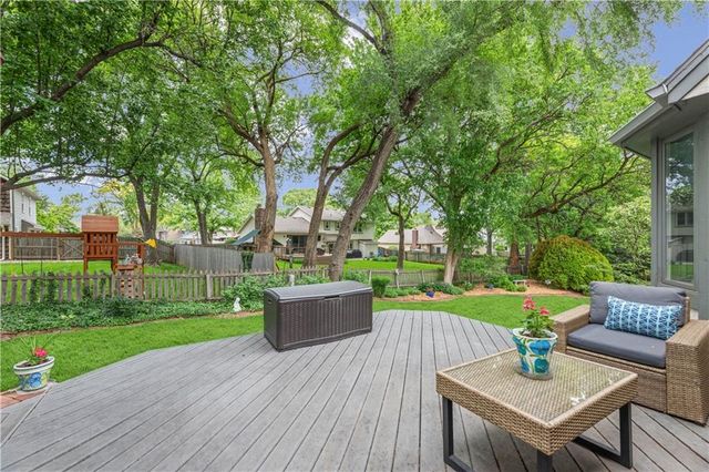 5408 W 97TH Circle, Overland Park, KS 66207