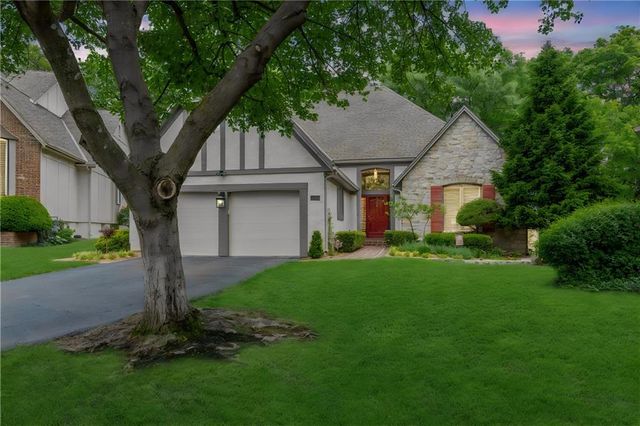 5408 W 97TH Circle, Overland Park, KS 66207