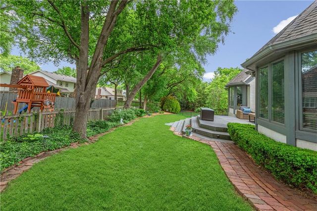 5408 W 97TH Circle, Overland Park, KS 66207