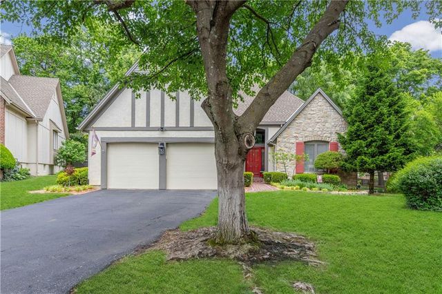 5408 W 97TH Circle, Overland Park, KS 66207