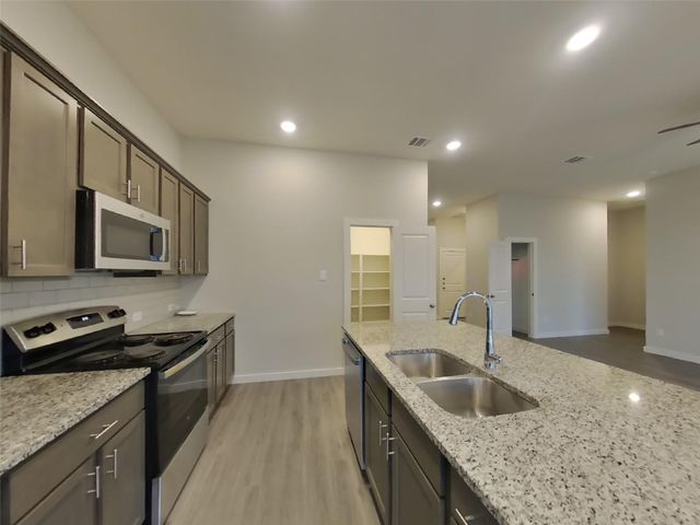 2415 Cohorn Trail, Richmond, TX 77469