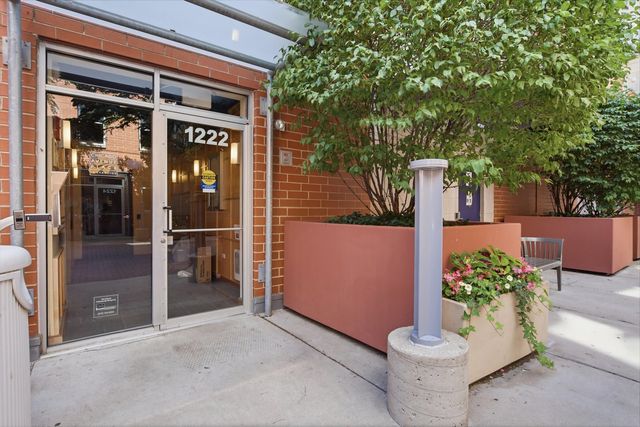 1222 Chicago Avenue 703, Evanston, IL 60202