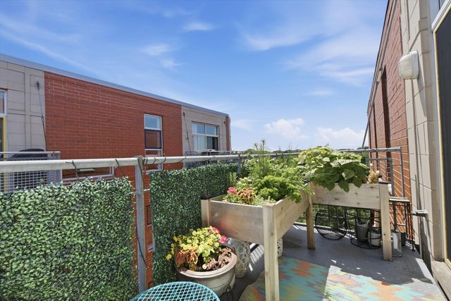 1222 Chicago Avenue 703, Evanston, IL 60202