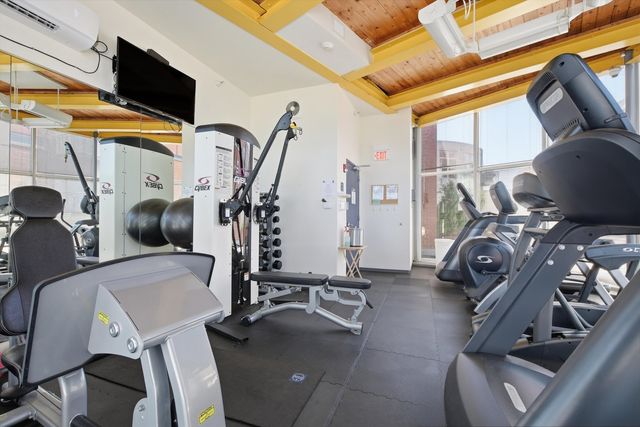 1222 Chicago Avenue 703, Evanston, IL 60202