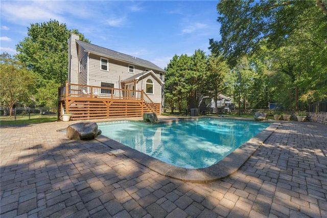 104 Courtland Circle, Powder Springs, GA 30127