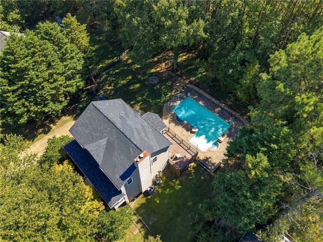 104 Courtland Circle, Powder Springs, GA 30127