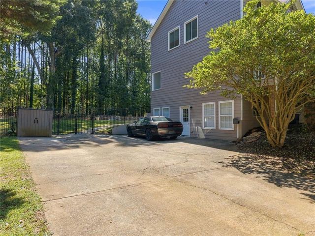 104 Courtland Circle, Powder Springs, GA 30127