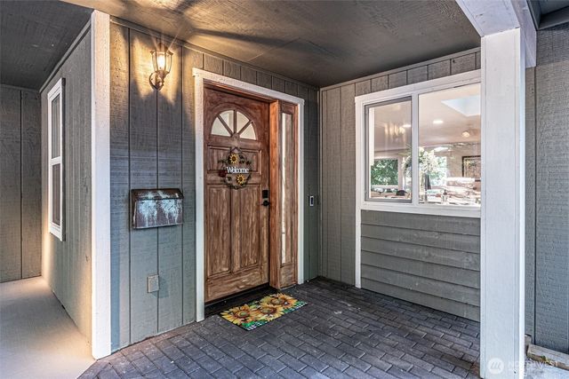 7840 Warbler Court SE, Olympia, WA 98513