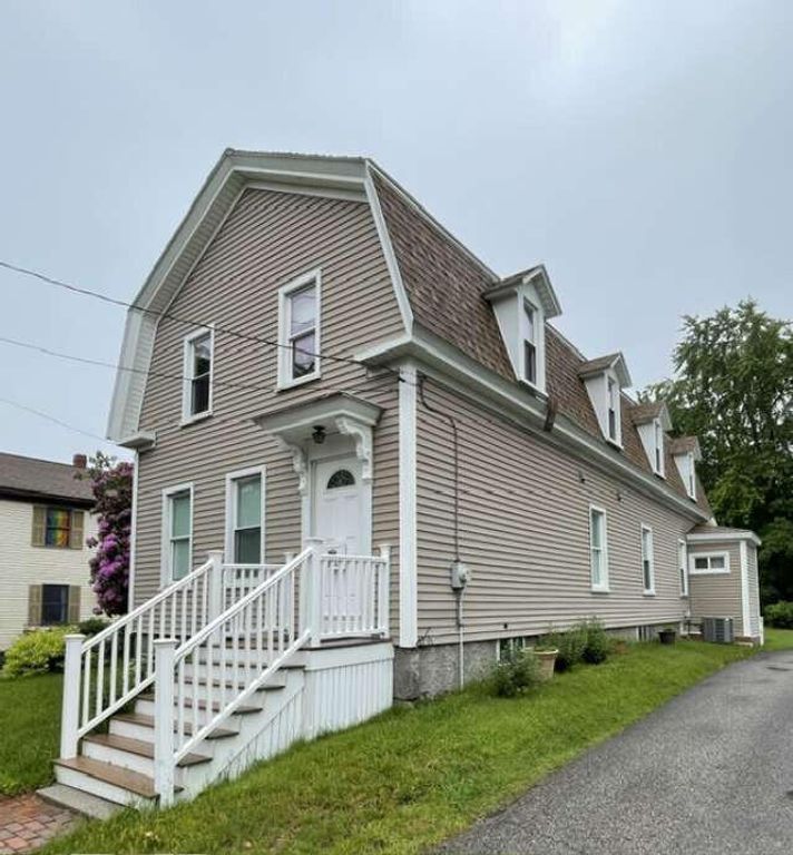131 Beach Street, Saco, ME 04072 — photo 2