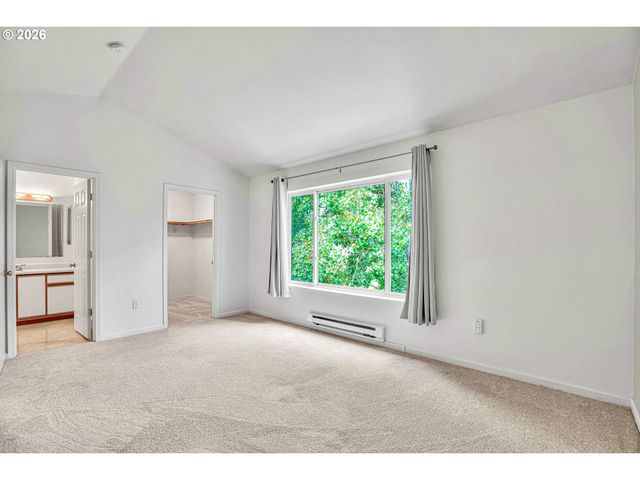 7165 Sw SAGERT St 103, Tualatin, OR 97062