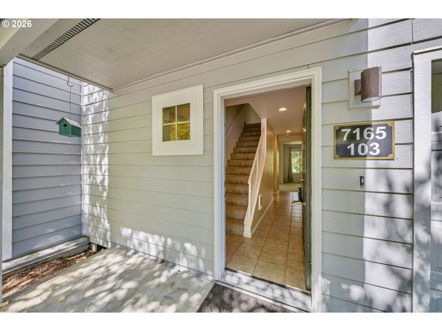 7165 Sw SAGERT St 103, Tualatin, OR 97062