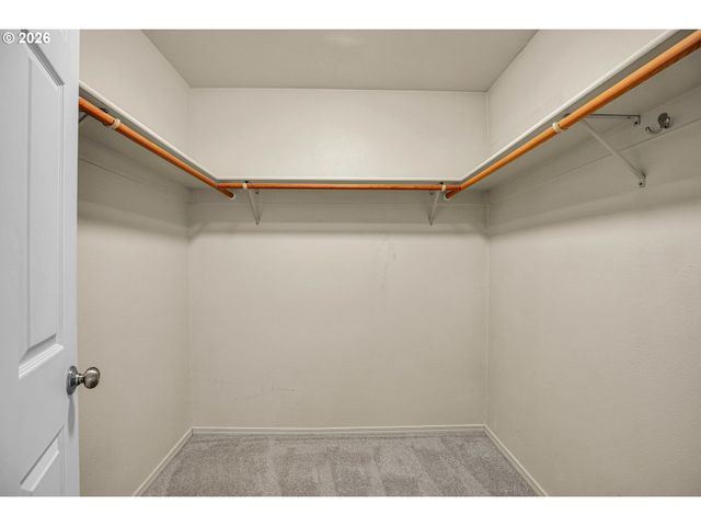 7165 Sw SAGERT St 103, Tualatin, OR 97062